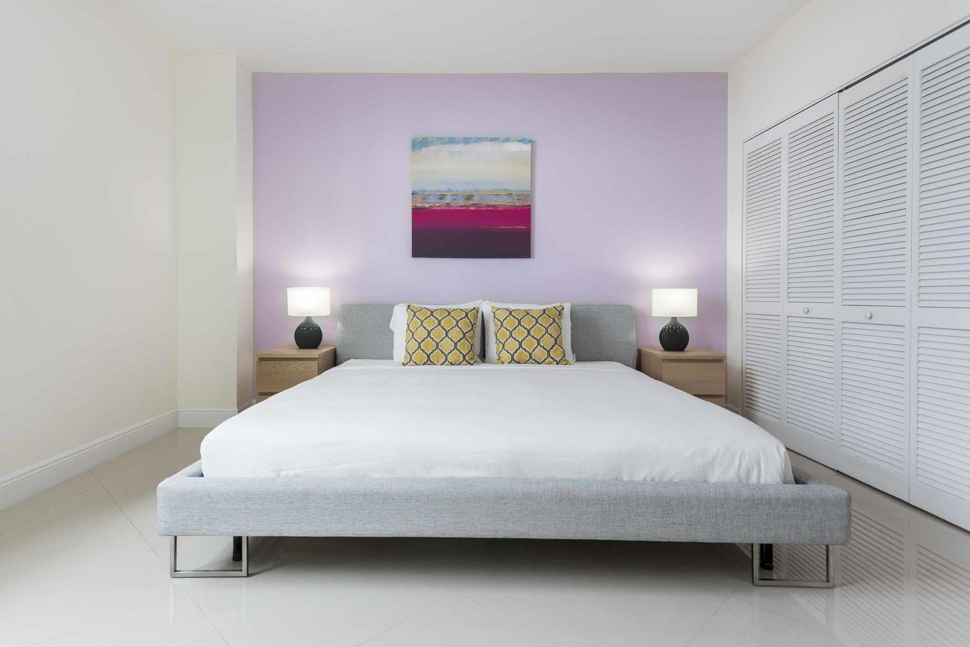 Dharma Home Suites Miami At Brickell Экстерьер фото
